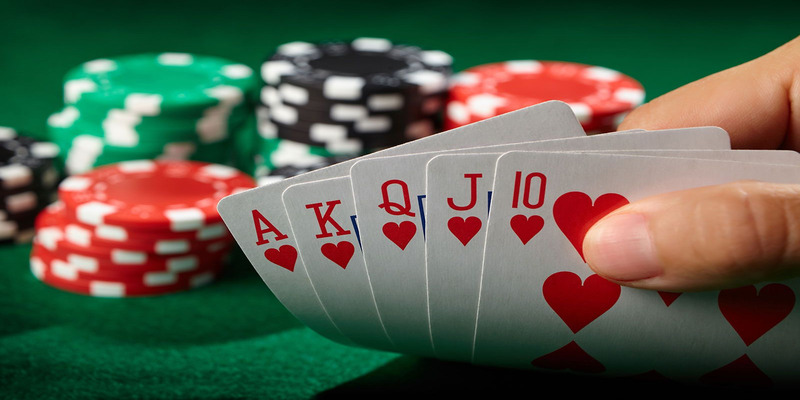 Kỹ năng phân tích, đọc vị đối thủ khi chơi game Poker đổi thưởng